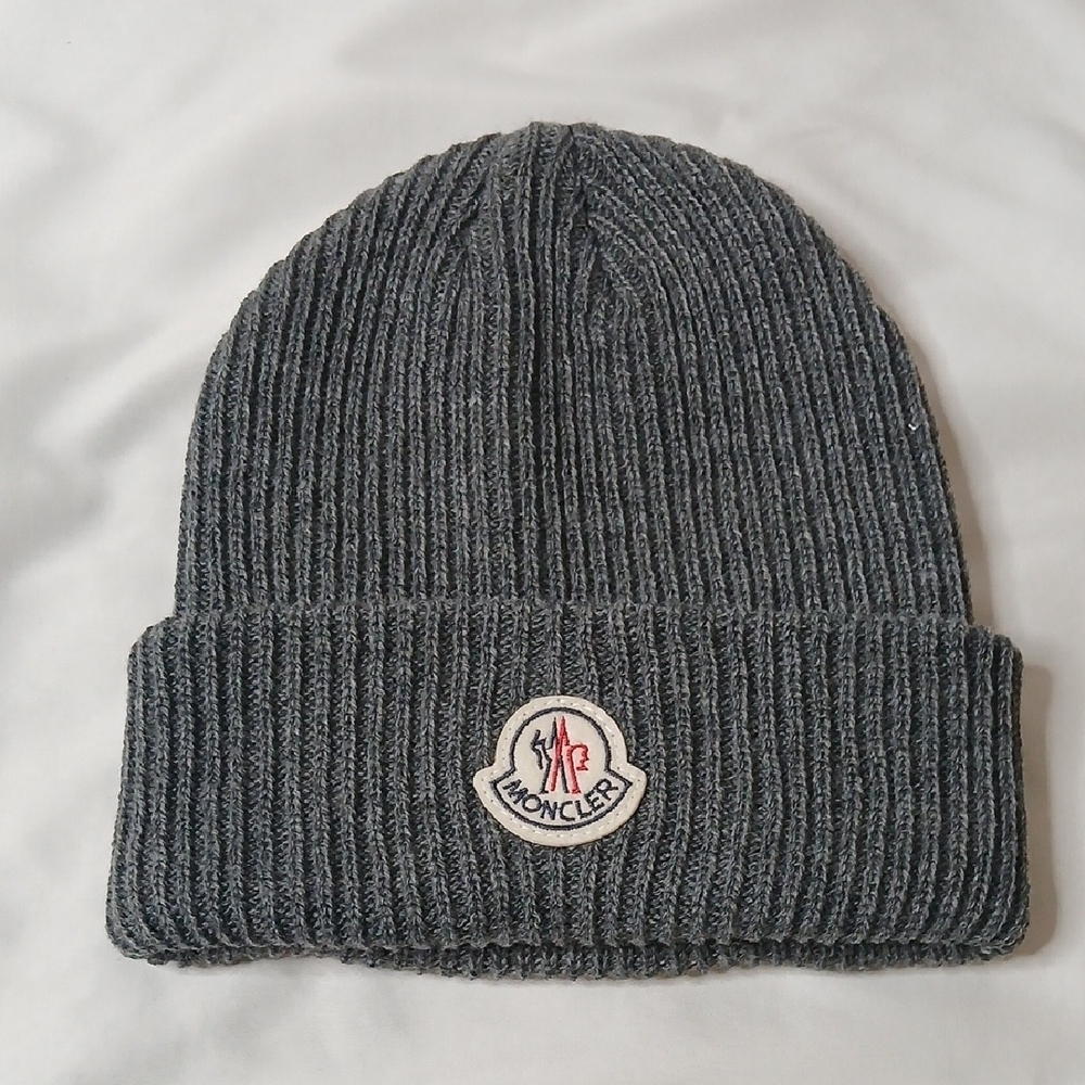 Moncler Gray Ribbed Beanie - Picture 1 of 3